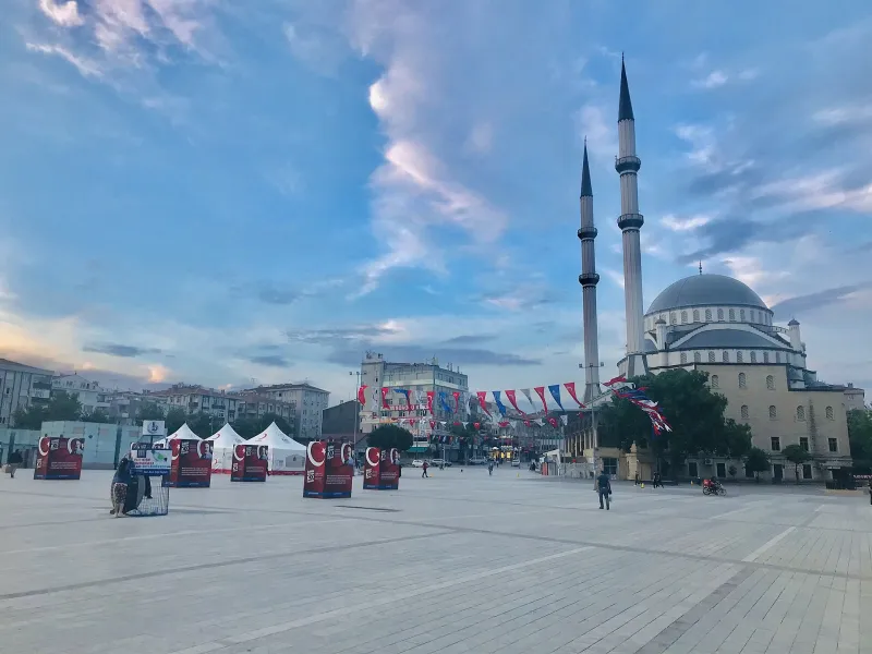 Bağcılar – Laptop alan yerler