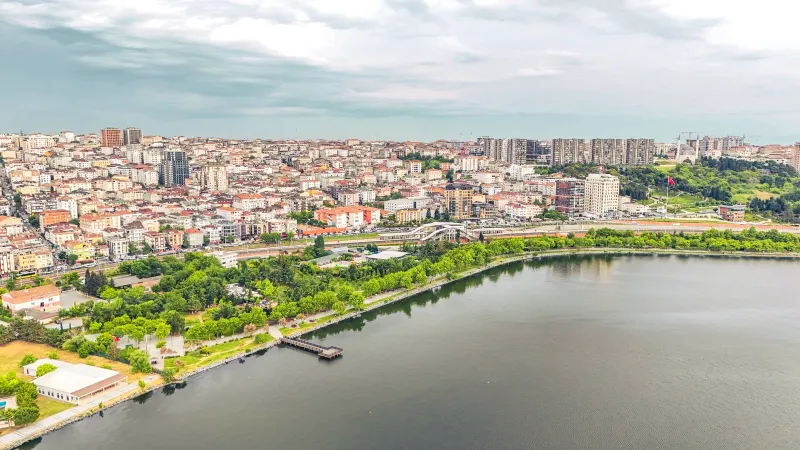 Küçükçekmece – Bilgisayar alan yerler